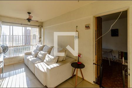Sala de apartamento para alugar com 3 quartos, 79m² em Partenon, Porto Alegre