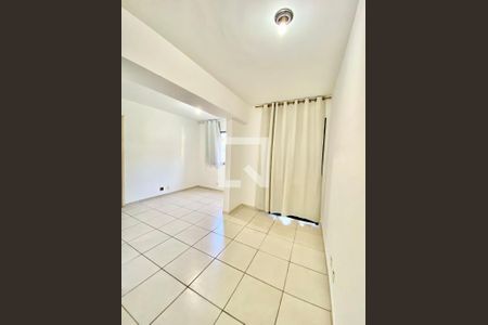 Sala de apartamento para alugar com 1 quarto, 47m² em Maria da Graça, Rio de Janeiro