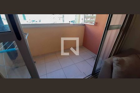 Sacada de apartamento à venda com 3 quartos, 80m² em Jaguaribe, Osasco