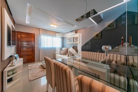 Sala de casa de condomínio à venda com 2 quartos, 140m² em Vila Junqueira, Santo André