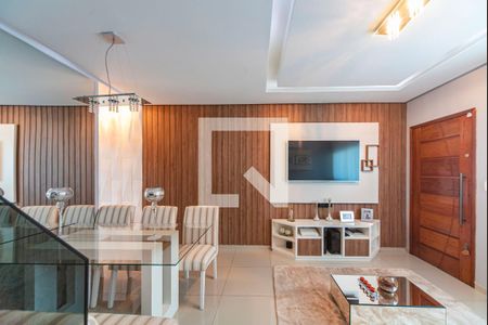 Sala de casa de condomínio à venda com 2 quartos, 140m² em Vila Junqueira, Santo André