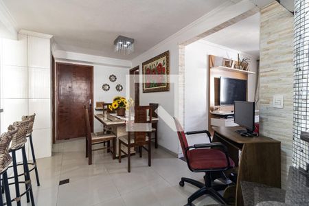 Sala de apartamento à venda com 3 quartos, 75m² em São João Clímaco, São Paulo