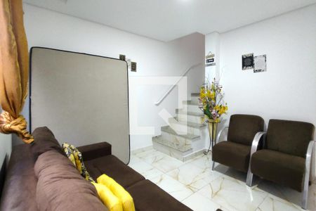 Sala de casa de condomínio para alugar com 2 quartos, 70m² em Antártica, Praia Grande