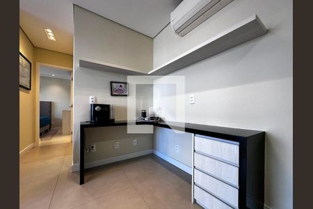 Espaço para Trabalho/Estudo de apartamento para alugar com 1 quarto, 65m² em Vila Cordeiro, São Paulo