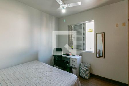 Quarto 1 de apartamento para alugar com 3 quartos, 100m² em Grajaú, Belo Horizonte