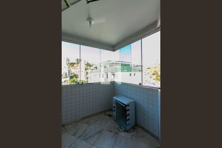 Varanda da sala de apartamento para alugar com 3 quartos, 100m² em Grajaú, Belo Horizonte