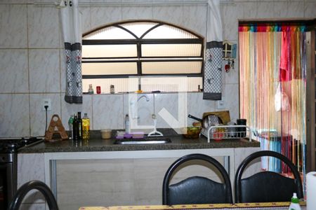 Cozinha de casa à venda com 2 quartos, 147m² em Vila Palmares, São Caetano do Sul