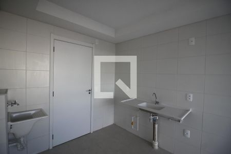 Cozinha e Área de Serviço de apartamento para alugar com 1 quarto, 27m² em Socorro, São Paulo