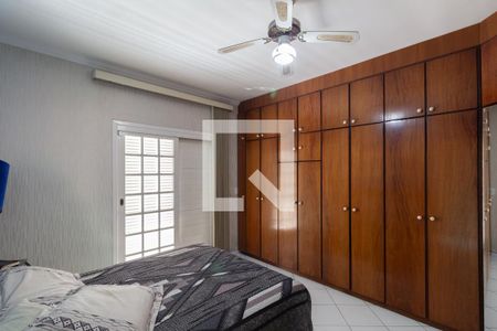 Suíte de casa à venda com 3 quartos, 255m² em Vila Talarico, São Paulo
