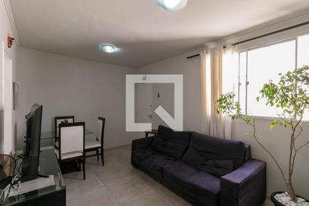 Sala de apartamento para alugar com 3 quartos, 70m² em Buritis, Belo Horizonte