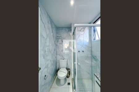 Banheiro de kitnet/studio para alugar com 1 quarto, 19m² em Brás, São Paulo