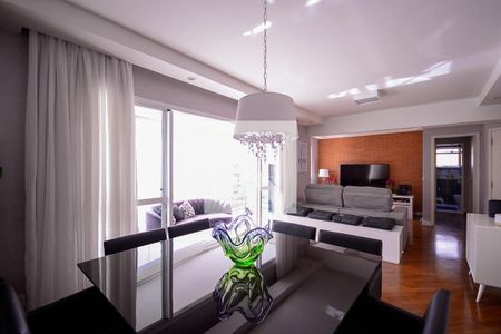 Sala de apartamento à venda com 2 quartos, 105m² em Aclimação, São Paulo
