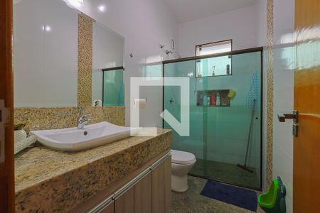 Banheiro de casa à venda com 3 quartos, 360m² em Santo André, Belo Horizonte