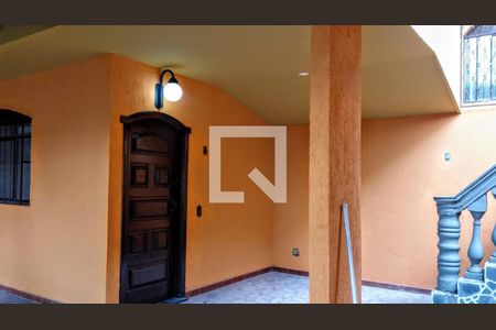 Entrada de casa à venda com 4 quartos, 270m² em Conjunto California, Belo Horizonte