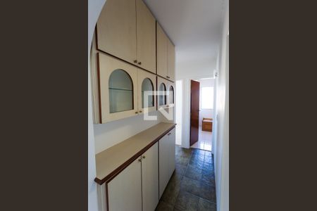 Corredor de apartamento à venda com 3 quartos, 65m² em Vila Andrade, São Paulo