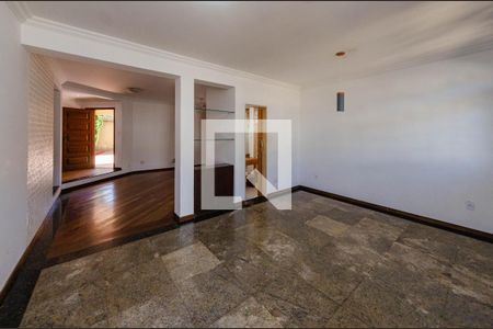 Sala de jantar de casa à venda com 3 quartos, 310m² em Alto dos Pinheiros, Belo Horizonte