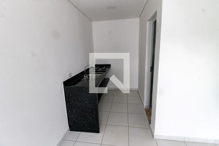Cozinha de casa para alugar com 1 quarto, 26m² em Campo Limpo, São Paulo