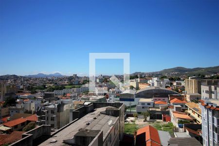 Vista da Suite de apartamento à venda com 2 quartos, 62m² em Santa Tereza, Belo Horizonte
