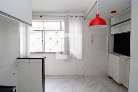 Cozinha de apartamento para alugar com 3 quartos, 100m² em Salgado Filho, Belo Horizonte