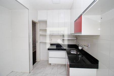 Cozinha de apartamento para alugar com 3 quartos, 100m² em Salgado Filho, Belo Horizonte