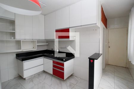 Cozinha de apartamento para alugar com 3 quartos, 100m² em Salgado Filho, Belo Horizonte