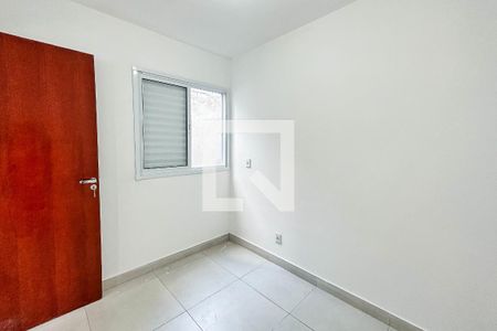Quarto 1 de apartamento para alugar com 2 quartos, 40m² em Lapa de Baixo, São Paulo