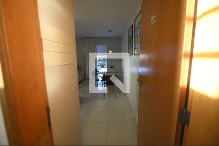 Entrada de apartamento para alugar com 2 quartos, 68m² em Vila Viana, Goiânia