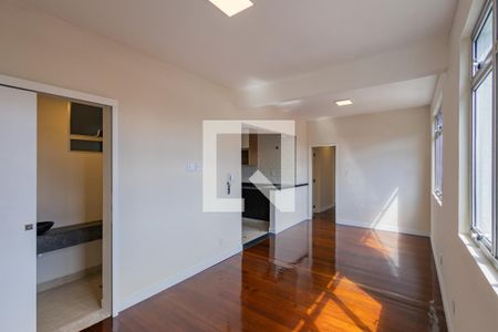 Sala de apartamento para alugar com 3 quartos, 100m² em Serra, Belo Horizonte