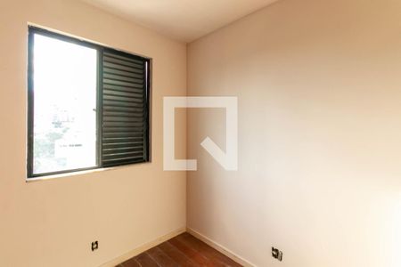 Quarto 2 de apartamento para alugar com 3 quartos, 117m² em Buritis, Belo Horizonte