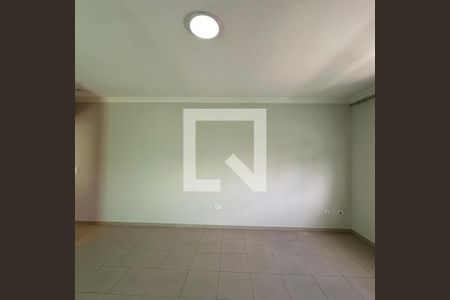 Sala de estar de casa para alugar com 4 quartos, 234m² em Jaguaré, São Paulo