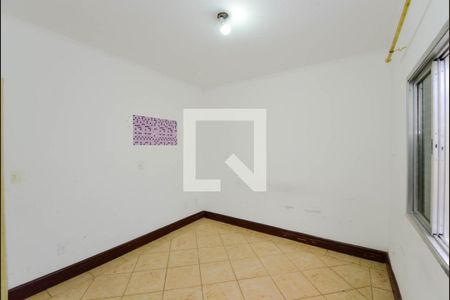 Quarto 1 de casa para alugar com 3 quartos, 30m² em Vila Rosália, Guarulhos