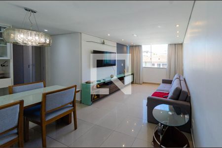 Sala de apartamento à venda com 3 quartos, 121m² em Padre Eustáquio, Belo Horizonte