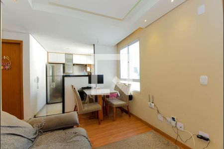 Sala de apartamento para alugar com 2 quartos, 40m² em Jardim Nova Cidade, Guarulhos