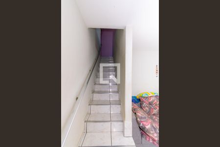 Escada de casa à venda com 3 quartos, 70m² em Vila Fatima, São Paulo