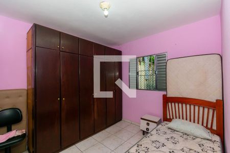 Quarto 2 de casa à venda com 3 quartos, 70m² em Vila Fatima, São Paulo