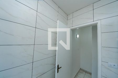 Banheiro de casa para alugar com 2 quartos, 90m² em Jardim das Rosas (zona Leste), São Paulo
