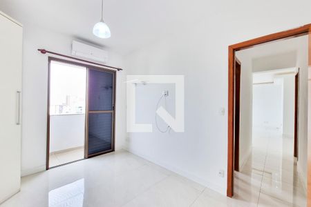 Suíte de apartamento para alugar com 2 quartos, 80m² em Parque Residencial Aquarius, São José dos Campos