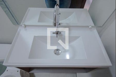 Casa à venda com 110m², 3 quartos e 1 vaga Casa à venda com 110m², 3 quartos e 1 vagaBanheiro da suite