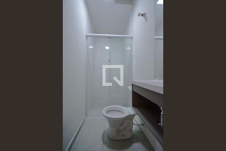 Casa à venda com 110m², 3 quartos e 1 vaga Casa à venda com 110m², 3 quartos e 1 vagaBanheiro da suite