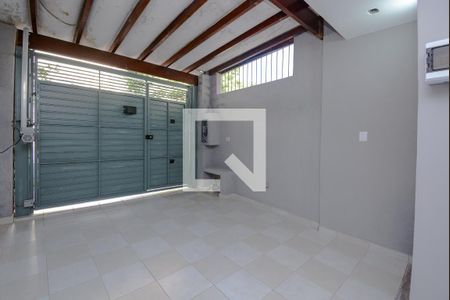 Casa à venda com 110m², 3 quartos e 1 vaga Casa à venda com 110m², 3 quartos e 1 vagaGaragem