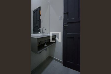 Casa à venda com 110m², 3 quartos e 1 vaga Casa à venda com 110m², 3 quartos e 1 vagaBanheiro Social