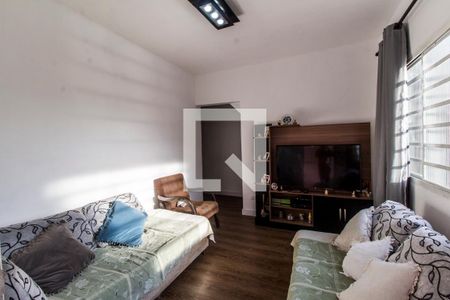 Sala de casa à venda com 4 quartos, 300m² em Vila Boa Vista, Barueri
