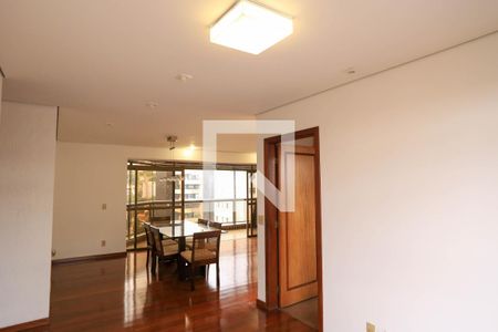 Sala de apartamento à venda com 4 quartos, 153m² em Funcionários, Belo Horizonte