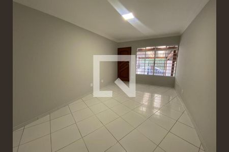 Casa à venda com 2 quartos, 90m² em Vila Antônio, São Paulo