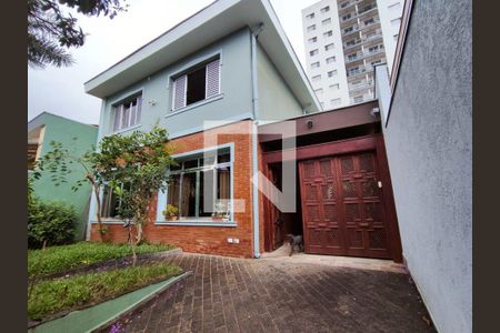 Casa à venda com 3 quartos, 200m² em Vila Gomes, São Paulo