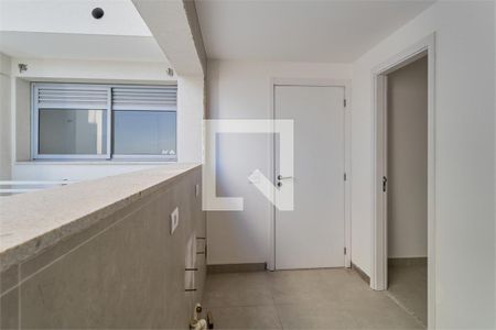 Apartamento à venda com 3 quartos, 121m² em Vila Sofia, São Paulo
