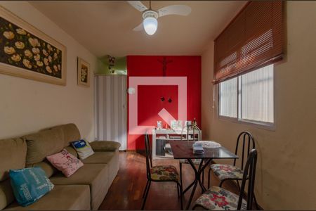 Sala de apartamento para alugar com 3 quartos, 90m² em São José, Belo Horizonte