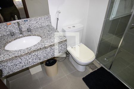 Banheiro quarto 1 de apartamento à venda com 2 quartos, 68m² em Camorim, Rio de Janeiro