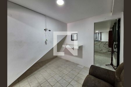 Sala de casa à venda com 1 quarto, 45m² em Recreio dos Bandeirantes, Rio de Janeiro