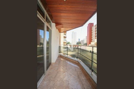 Varanda de apartamento à venda com 3 quartos, 159m² em Centro, Campinas